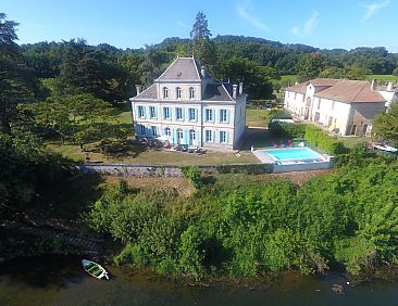 Vakantiehuis Schloss mit Überlaufpool an der Dordogne