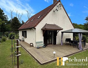 Vrijstaande woning in Laon