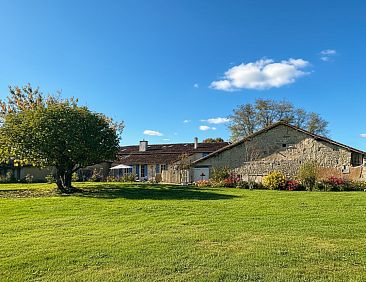 Vrijstaande woning in Aubeterre-Sur-Dronne