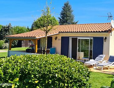 Village Le Chat 120