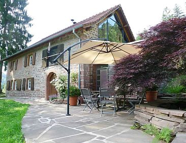 Vakantiehuis in Walscheid mit Terrasse, Grill