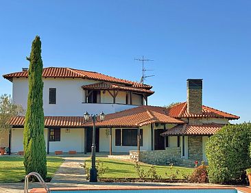 Vrijstaande woning in Plagiari