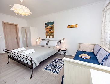 Appartement mit Balkon