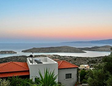 Kavel in Agios Nikolaos, Vathi