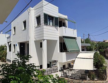 Anders in Agios Nikolaos, Vathi