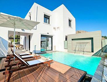 Vakantiehuis in Kavallos mit Grill, Terrasse und Garten