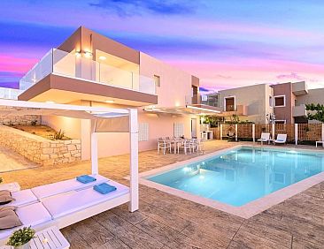 Vakantiehuis Ferienvilla "Allas" mit beheiztem Pool