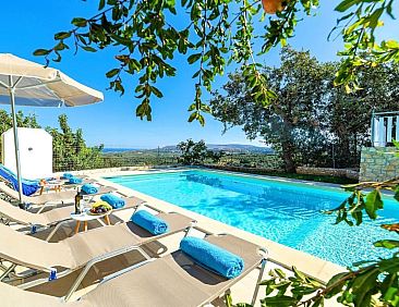 Vakantiehuis Villa "Grand View" mit Blick auf das Wasser