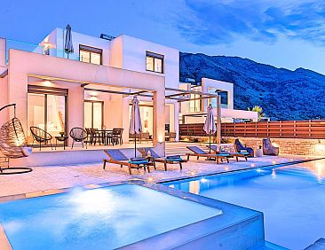 Vakantiehuis Ferienvilla "Minaos" mit eigenem Pool