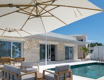 Vakantiehuis Villa Maria mit privatem Pool und Meerblick