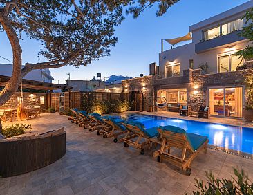 Vakantiehuis Paradisos für 14 Personen und 4 Kinder