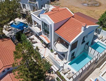 Vakantiehuis Luxuriöser Villenkomplex mit 14-16 Schlafzimme