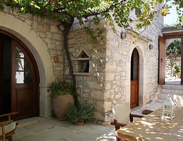 Vakantiehuis in Douliana mit Großem Balkon