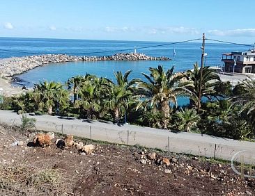 Vrijstaande woning in Sisi