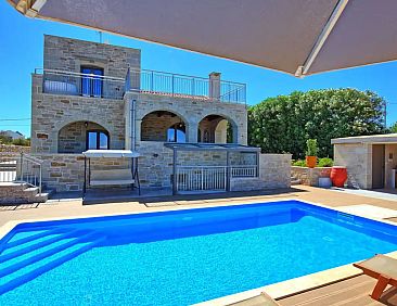 Villa Minos