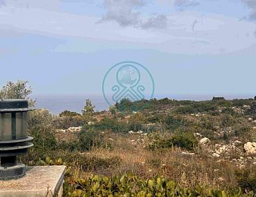 Vrijstaande woning in Roussospiti