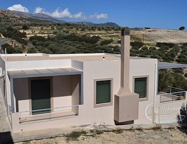 Vrijstaande woning in Keratokampos