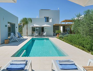 Vakantiehuis Neue moderne Villa Tessera mit privatem Pool un