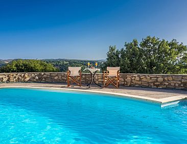 Vakantiehuis Villa aus Stein mit privatem Pool und BBQ-Berei