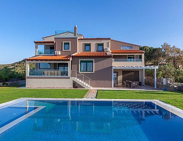 Vakantiehuis Ferienvilla mit privatem Pool