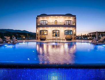 Vakantiehuis VILLA SANTORINI, WEIN DUNKLES MEER VILLEN