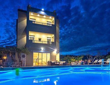 Vrijstaande woning in Sisi