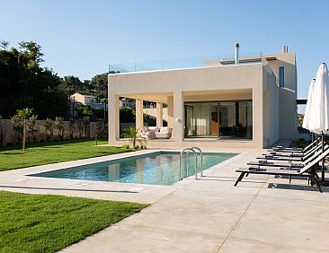 Vrijstaande woning in Vouves