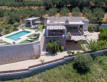 Vakantiehuis Ferienvilla mit Garten, Grill und Terrasse