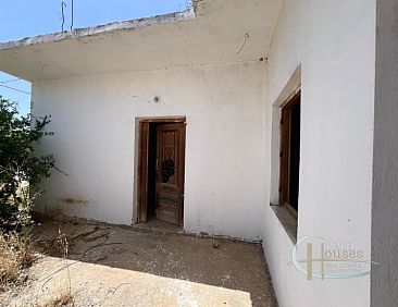 Vrijstaande woning in Faneromeni