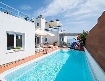 Vrijstaande woning in Pefkali