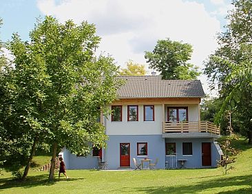 Vakantiehuis Haus mit großem Garten, Terrasse und Balkon