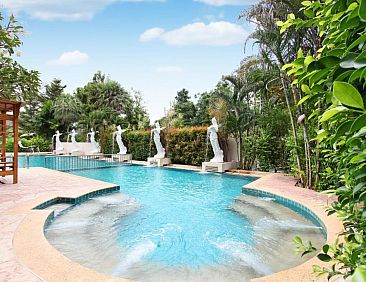 Nana Resort Kaengkrachan