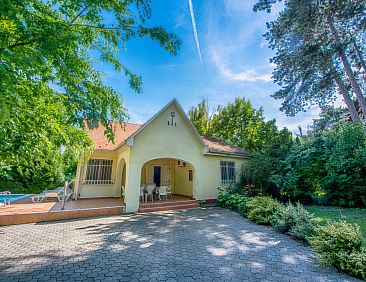 Vakantiehuis Klimatisiertes Ferienhaus in Siófok mit Grill