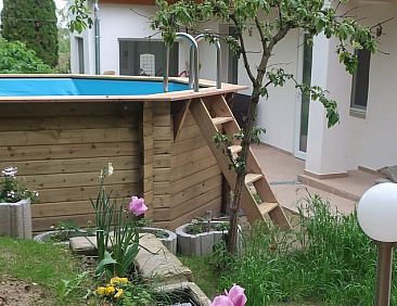 Vakantiehuisje in Döbrököz