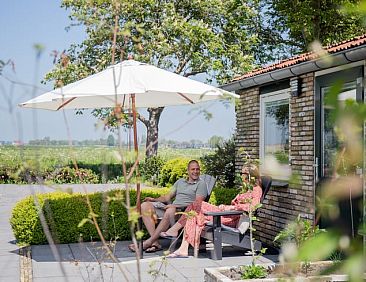 Huisje in Oudega SWF