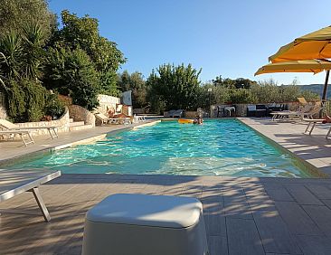 Appartement Zwei-Zimmer-Penthouse-Wohnung mit Terrasse mit M