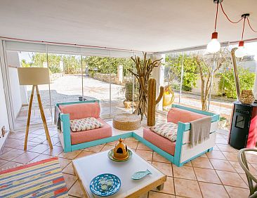 Vakantiehuis Ferienvilla "Nell'Arneo Country House"