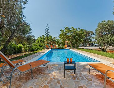 Vakantiehuis Casa Nunzia mit Pool