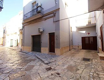 Geschakelde woning in San Vito dei Normanni