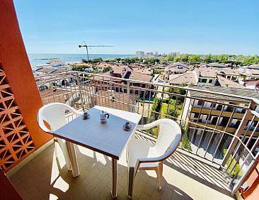 Appartement Heller Meerblick, 100 Meter vom Strand entfernt,