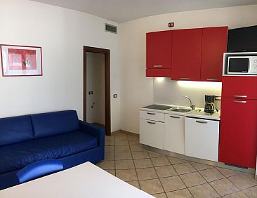 Appartement in Lido Di Spina mit Möbliertem Balkon