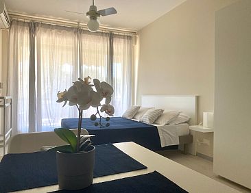 Appartement Schönes Studio-Apartment - Pool und Balkon