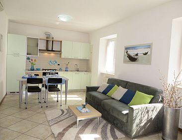 Appartement Familienwohnung mit Balkon BV2