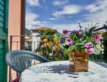 Appartement Große Wohnung mit Balkon BV6