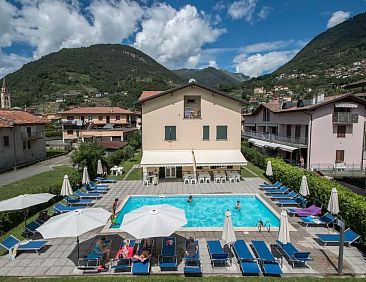 Appartement Wohnung in Domaso mit privatem Parkplatz