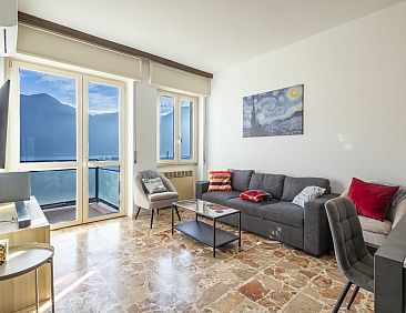 Appartement Lovere Balcony View