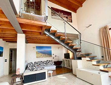 Appartement Wohnung mit privatem Garten und schöner Aussich