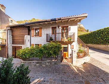 Appartement Wohnung in Voltino mit Privatparkplatz