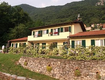 Vakantiehuis Villa zur alleinigen Nutzung mit 4 Wohnungen