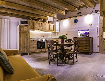 Appartement Studio-Apartment mit Zwischengeschoss in einem h